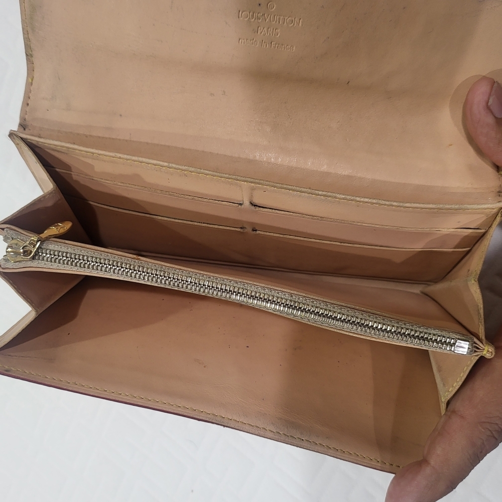 Louis Vuitton, Pre-Loved Takashi Murakami Long Wallet - Picture 9 of 12